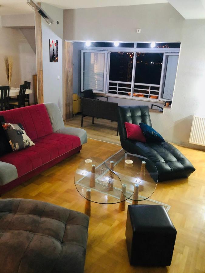 Apartments Near City Center 斯科普里 外观 照片